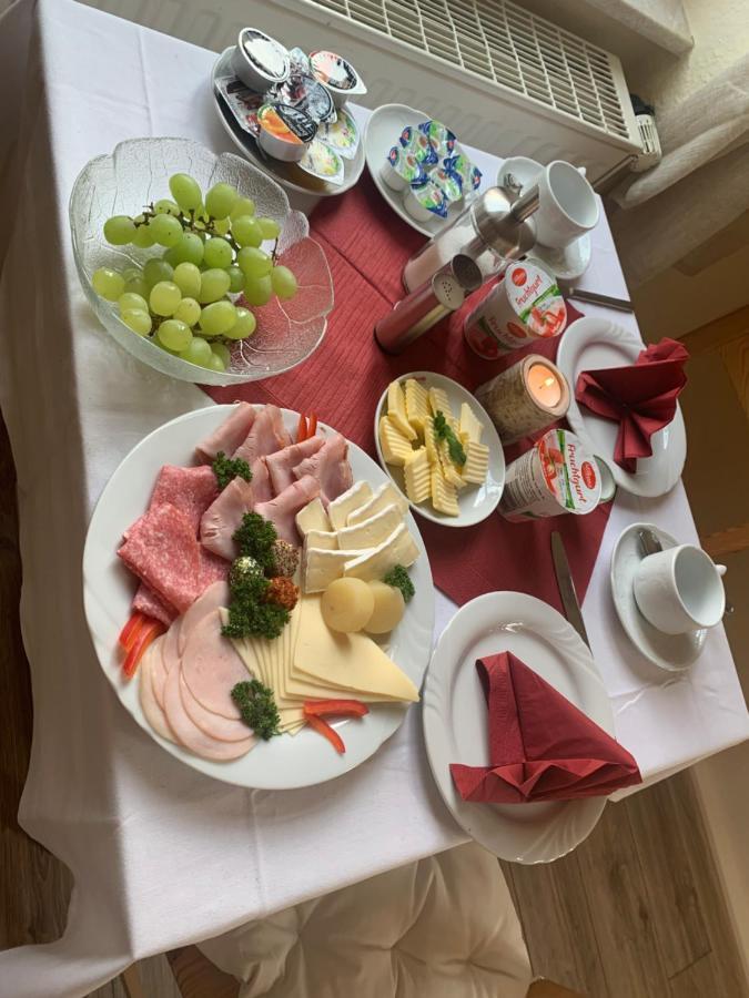 Pension Lindenhof Дрезден Экстерьер фото