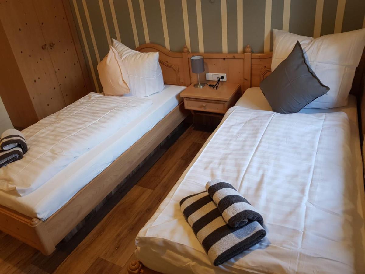 Pension Lindenhof Дрезден Экстерьер фото